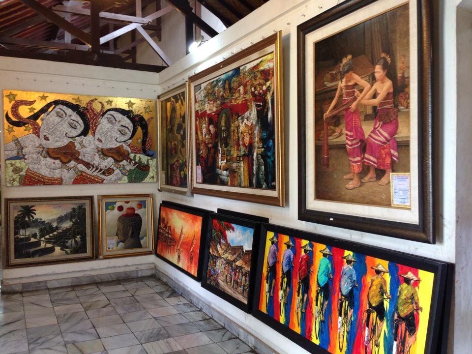 Balinese Traditional painting at art studio - Mari Bali tours