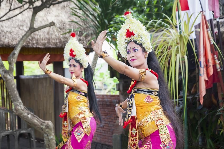 Barong Dance at Batubulan village, Gianyar - Mari Bali Tours 
