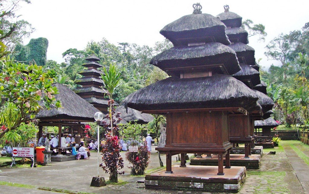 Batukaru temple in the Batukaru mount, in the north west of Tabanan regency, Bali island - Mari Bali Tours 